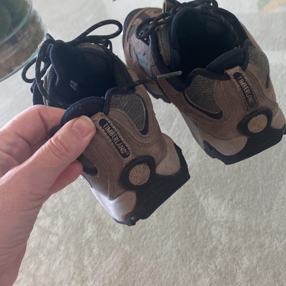 TIMBERLAND WOMENS 9.5  BSFP MOTION EFFICIENCY SYSTEM HIKING SHOE - Picture 4 of 9